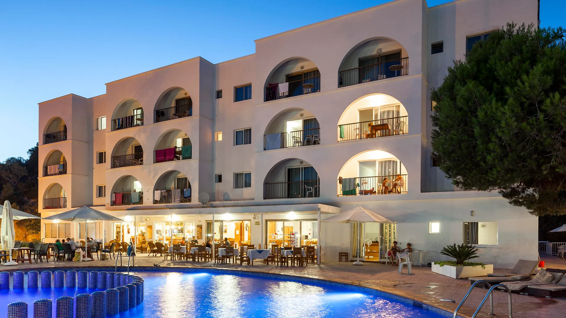 Aparthotel Puerto Cala Vadella Cala Vadella